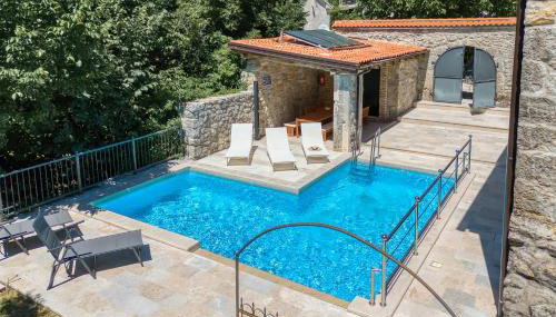 Stone Villa Galant with Pool - Happy Rentals - Foto 2