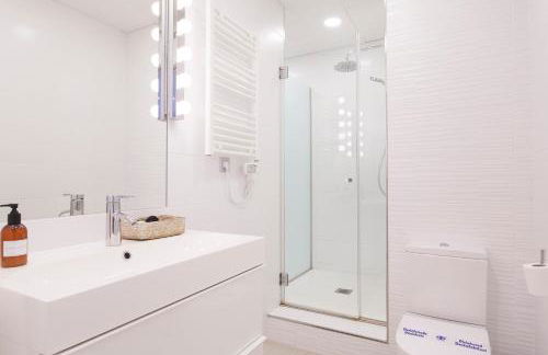 G&V APARTMENTS CLOSE to CENTER - Photo 20