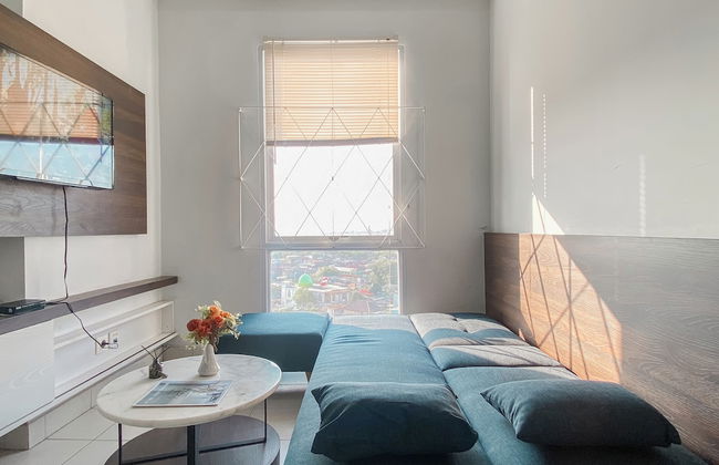 Good Place and Restful 2BR at Patraland Urbano Apartment - Photo 18