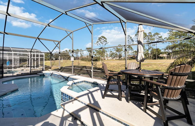 Amazing Vacation Home With Private Pool at Highland Reserve! - Photo 42