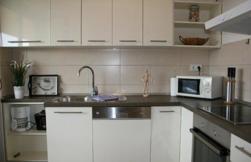 Apartments Suha Punta - Villa Babalonija - Photo 48