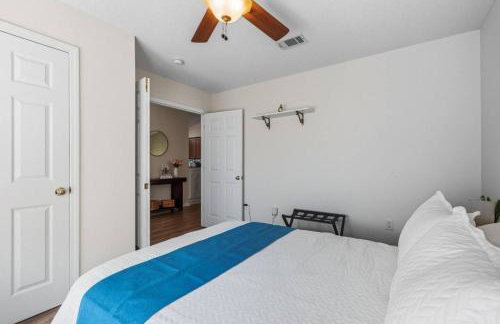 Family Milton Home with Private Pool - Foto 22
