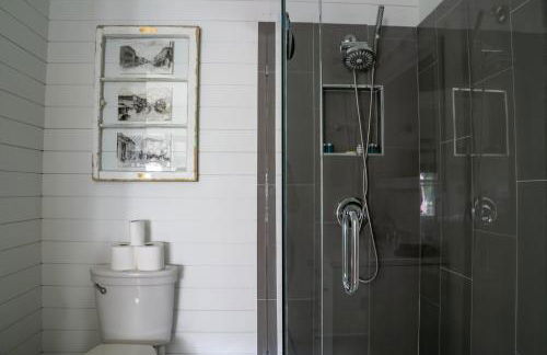 Magnolia Court Suites - Photo 29