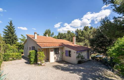 Villa in Pouzols with Private Pool - Foto 2