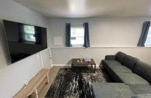 Spacious Pocono Home with Hot Tub and Fire Pit - Foto 39