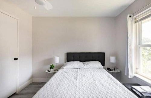 4 Bed 3 Bath House, Spacious, Smart TVs in all rooms, Whole house to yourself - Foto 30