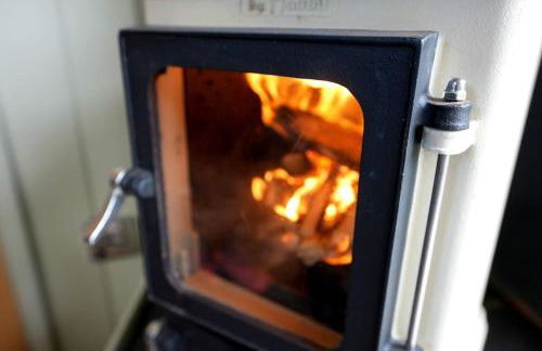 Romantic Retreat - Luxury Shepherds Hut + Hot Tub! - Foto 5