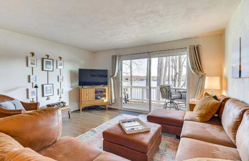 Lakefront Moneta Home with Community Dock! - Foto 1