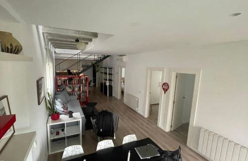 House in Sant Cugat, 25 Mins to Barcelona center - Foto 1