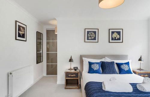 The Little Hawthorns - Photo 21