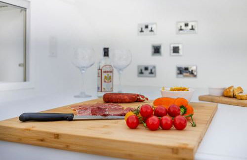 Thrushley Cottage in Wakefield - sleeps 7 - with roof terrace - Foto 10