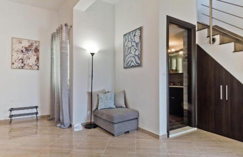 Hermes' Getaway - Photo 20