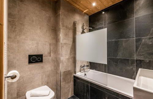 Residence Hameau de Clotaire Alpe d'Huez - by EMERALD STAY - Foto 35