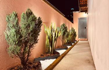 Espaço inteiro pertinho da Praia Central - Foto 6