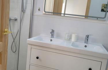 Apartamento con WiFi y aparcamiento privado - Photo 18