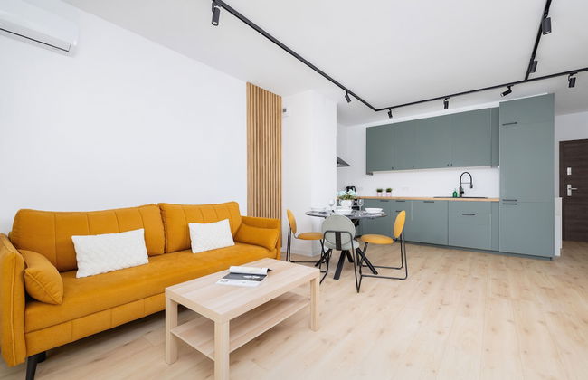 Stylish Apartment Bażantów by Renters - Photo 23