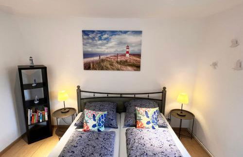 Ferienwohnung Elfriede - WLAN, 2 Bäder, Küche, Freisitz, 2 Parkplätze, im Ortskern - Foto 1