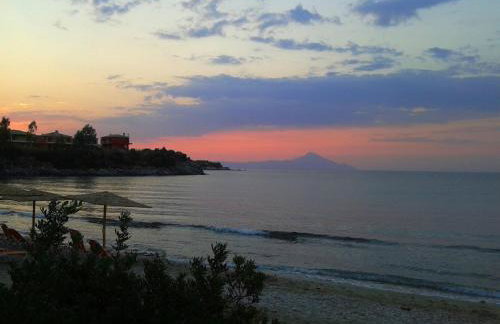 House Kokkalas on the beach - Photo 11