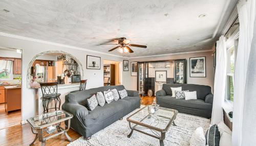 3 Mi to Lake Redman Home with Furnished Pergola! - Foto 3