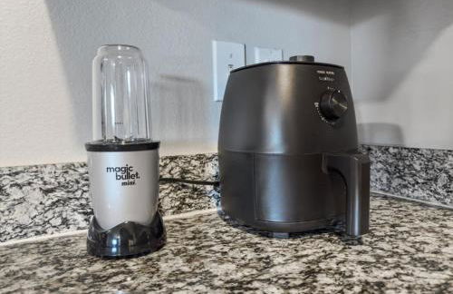 Mins 2 Dwntown - Private Retreat - King Bed - Foto 15