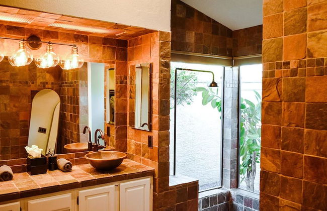 4-bdrm Vacation Dream Home W/backyard Paradise! - Foto 11