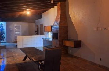 Casa completa com área gourmet e piscina -2 quartos - Foto 9