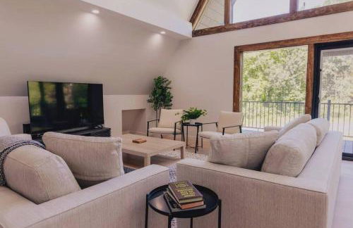 Emberwood Lodge - Luxury Cabin, Kid Friendly - Foto 37