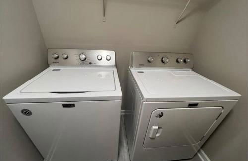 NEW! Luxury Champagne Towers Kingbed FreeParking - Foto 15