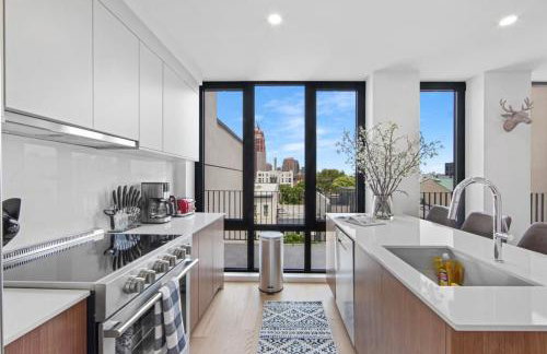 149BK-601 NEW PH 2BR-2Bath Private Rooftop W D - Foto 2