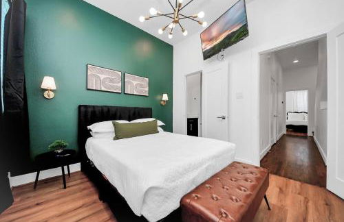 AMAZING ROOFTOP! DOWNTOWN SKYLINE VIEWS!!! SLEEPS 15 - Foto 31