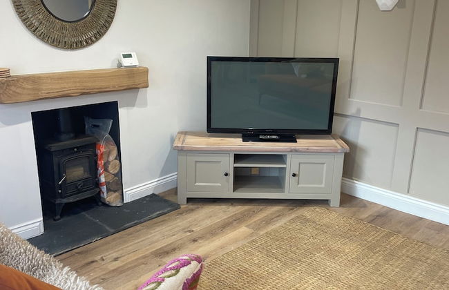 Charming 1-bed Cottage in Brynmenyn - Foto 19