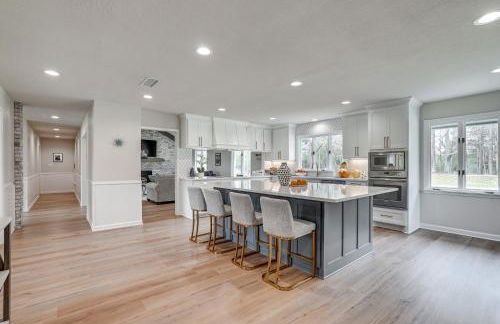 Peaceful Longview Home with Pond, 6 Mi to Downtown! - Foto 7