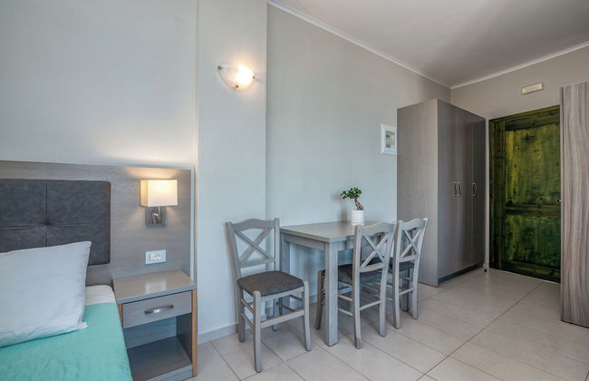 Christina Beach Hotel - Foto 33