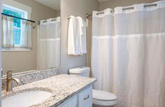 Disconnect From The City In This Outdoorsy Getaway - Foto 28