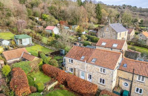 Hideaway Cottage - Photo 6