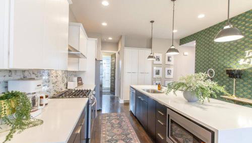 The Ultimate Double Rooftop Deck with Skyline Views - Foto 4