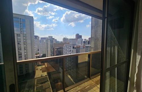 Modernidade e Charme no coração da Savassi - Foto 14