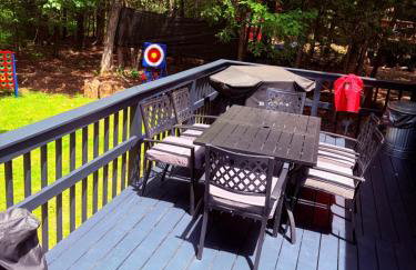 Bear Trails Retreat-Pocono Getaway Near Kalahari - Foto 9