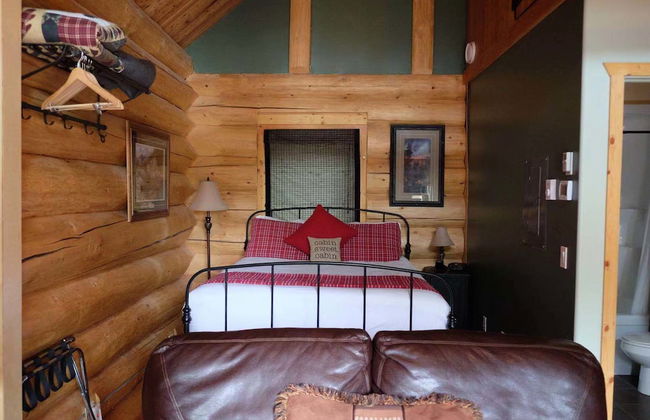 Yukon Pines - Photo 2