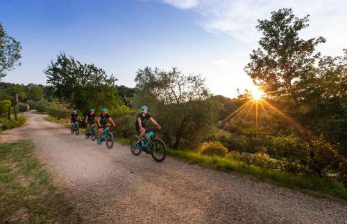 Villa Norcenni Aparthotel - Photo 71