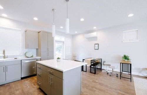 Modern Four Bedrooms House in Beaverton - Foto 22