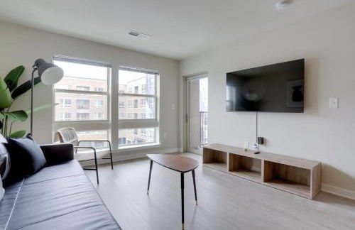 Fun & Comfort Await: Apartment at Alexandria - Foto 20