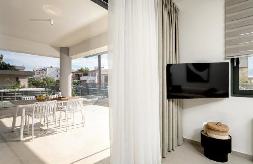 Estia Comfort Stay - Photo 18