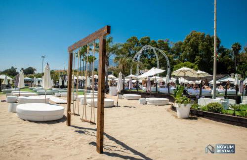 Modern villa with Heated Pool & BBQ Next to the Beach - Foto 42