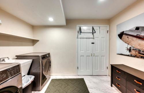 Private Poolside Paradise Attached Home by Denver - Foto 39