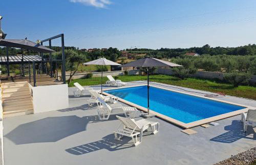 Family friendly house with a swimming pool Visnjan, Central Istria - Sredisnja Istra - 22837 - Foto 4
