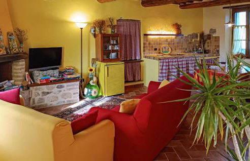 Awesome Apartment In Monticiano - Foto 17