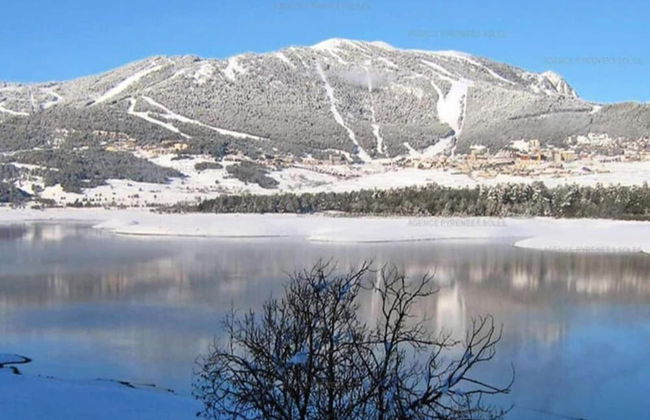 Lovely Tent with Kitchen & Bathroom Located near Pond - Photo 19