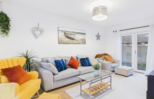 Harveys Yard by Signature Stays - Luxury home - Beach - Parking - Foto 2