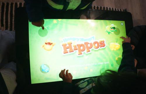 Pocono Blue with Paddleboards, Spa, Indoor Jacuzzi, GameRoom, Lake, EV - Foto 36